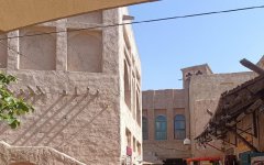 迪拜公司注冊經(jīng)營范圍要求：區(qū)域差異與合規(guī)要點(diǎn)