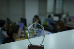 2025迪拜黃金簽證辦理全指南：從通道選擇到拿簽全流程拆解